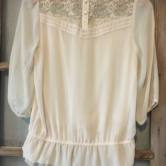 H&M Vintage romantic blouse - Picture 3 of 4